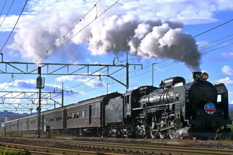 ทำความรู้จัก Joyful Train (JR East) รถไฟแห่งความสุขสายตะวันออก